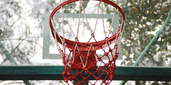 再获强援！广东男篮完成与火箭旧将奎因签约 曾获NBA发展联盟MVP