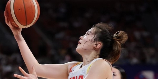 开云赛事-WCBA杯赛曝出大冷门，头号热门输球垫底，四川女篮登顶积分榜