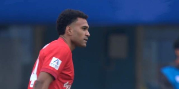 2-1，河南队负分清零，姆布拉4个单刀只打进1球 乔迪毫无防守体系