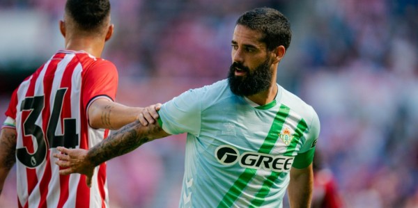 开云在线-西甲前瞻：埃尔切防守出众，伊斯科伤缺谁为贝蒂斯扛进攻大旗？