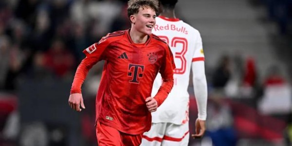 开云在线-拜仁热身赛灌红牛6蛋！场上火力全开，场下犹豫不决