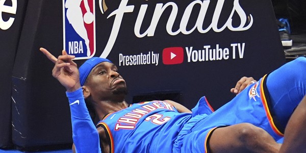 开云体育-7月6日可以正式签约！你认为NBA现在哪位球星是绝不可能被交易的？