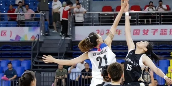 开云赛事-WCBA杯赛曝出大冷门，头号热门输球垫底，四川女篮登顶积分榜