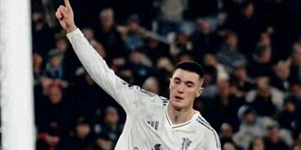 开云体验-从水货到关键先生！他如何用4球让曼联起死回生|谢什科|斯洛文尼亚足球队|莱比锡红牛|水晶宫|标签贴_新浪体育_新浪新闻