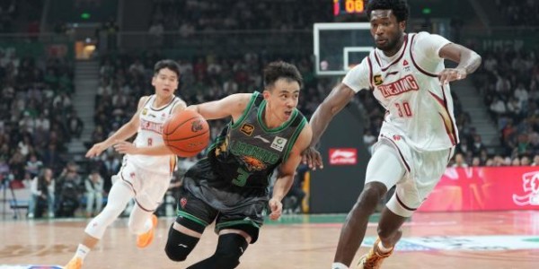 开云赛事-冠军之夜再度演绎大逆转 外援新政下辽篮强势不减