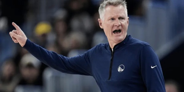 科尔谈对手提速：所有球队都在提，不是因为我们老而被针对